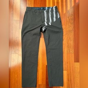 Vineyard Vines slim chino pants- 32x32